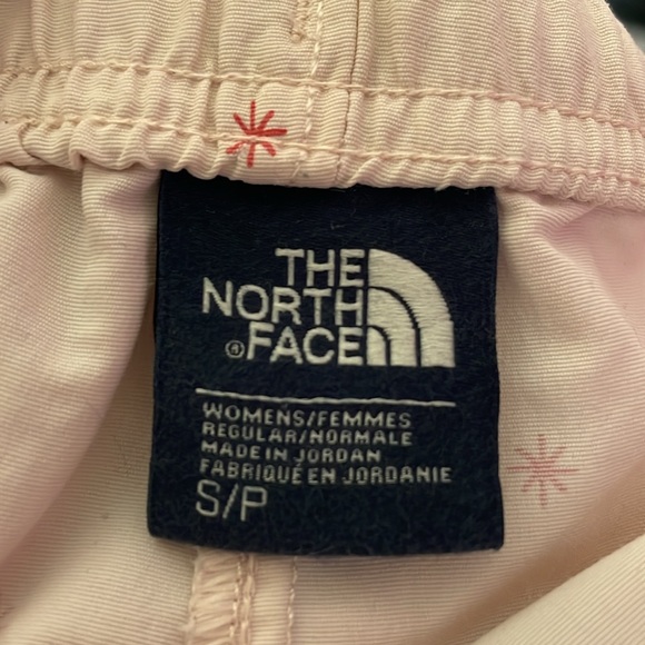 THE NORTH FACE Women's Class V Short - Picture 3 of 4